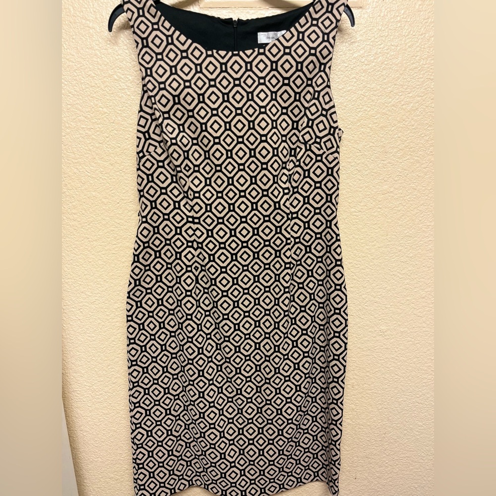Elegant Black and White Geometric Dress